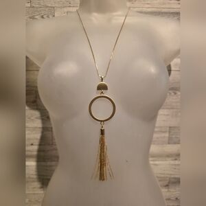 Elegant Gold Tassel Pendant Necklace